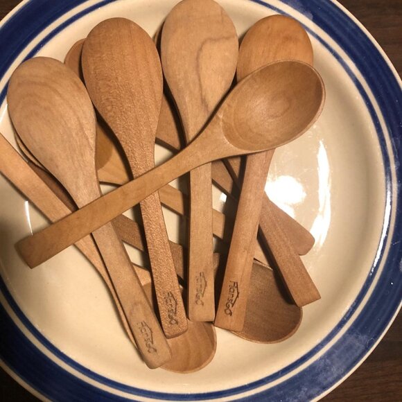 12PCS 5 inches Mini Wooden Salt Spoons Tasting Spoon Wooden Small Soup Spoons - Picture 3 of 10